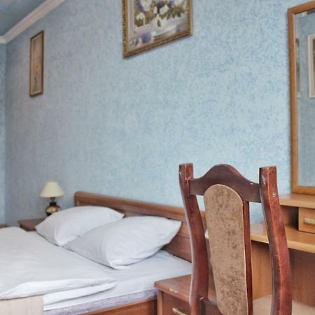 Квартира В Центрі Львова Вулиця Міцкевича 5, Простора З Гарним Видом На Місто Ngoại thất bức ảnh