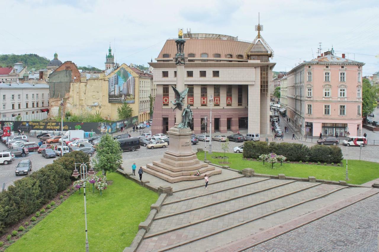 Квартира В Центрі Львова Вулиця Міцкевича 5, Простора З Гарним Видом На Місто Ngoại thất bức ảnh
