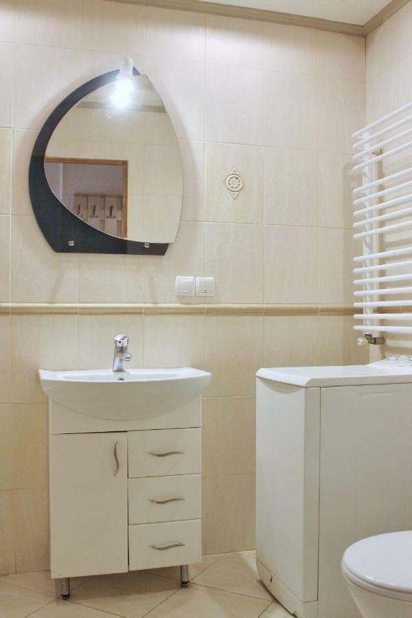 Квартира В Центрі Львова Вулиця Міцкевича 5, Простора З Гарним Видом На Місто Ngoại thất bức ảnh